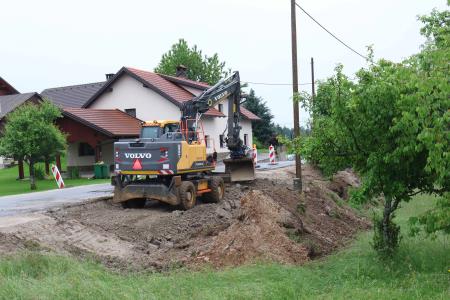 NOVO POSTAJALIŠČE GORENJE OTAVE ZAČETEK GRADNJE 03 FOTO LJUBO VUKELIČ